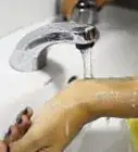 réaliser un maquillage avec du latex liquide