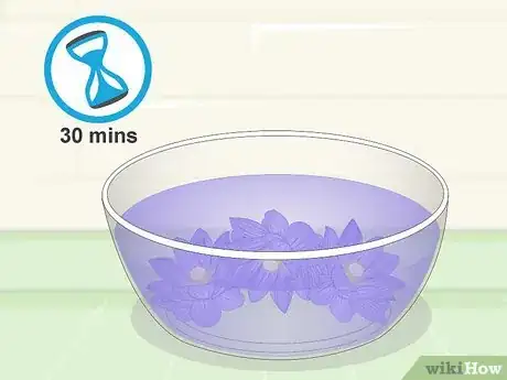 Image intitulée Dye Silk Flowers Step 5