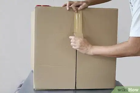 Image intitulée SecureBottomTape Step 2