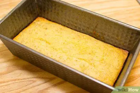 Image intitulée Make Banana Cake Step 16