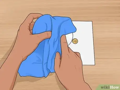 Image intitulée Make a Coin Disappear Step 9