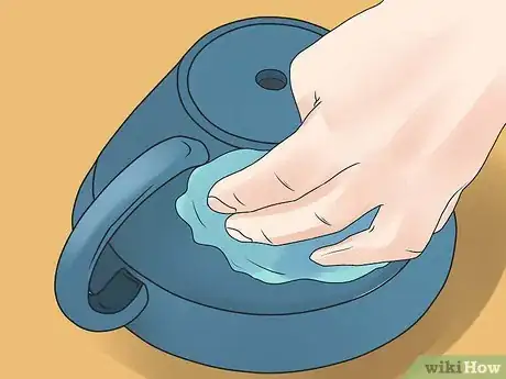 Image intitulée Drill a Clay Pot Step 14