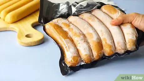 Image intitulée Defrost Sausage Step 2