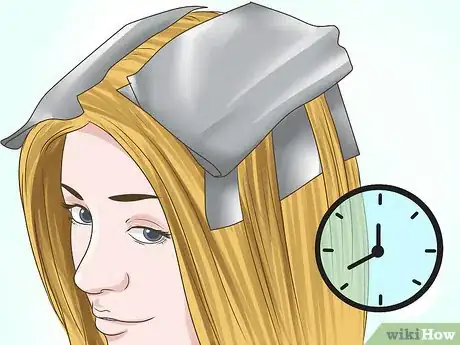 Image intitulée Lowlight Hair Yourself Step 14
