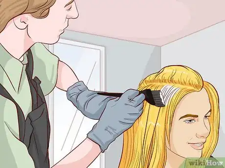 Image intitulée Whiten Yellow Hair Step 7