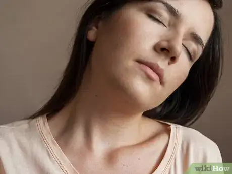 Image intitulée Massage Away a Headache Step 7