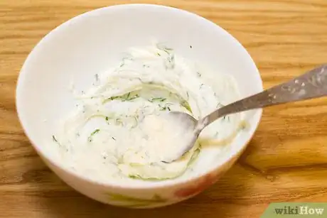 Image intitulée Make a Cucumber Cream Cheese Sandwich Step 4