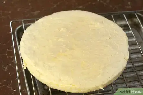 Image intitulée Make a Vanilla Cake Step 8