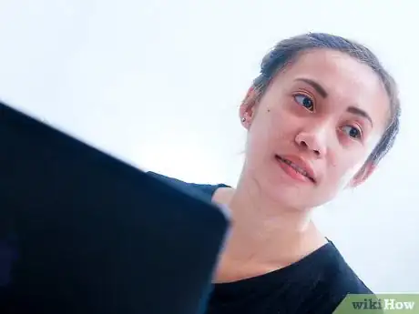 Image intitulée Get Rid of Puffy Eyes from Crying Step 12