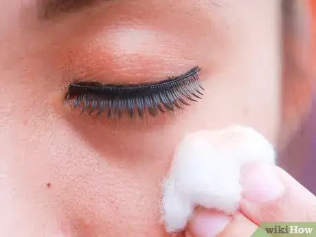 Image intitulée Get Rid of Puffy Eyes from Crying Step 15
