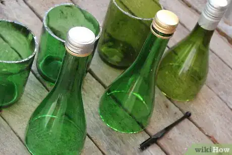Image intitulée Make Wine Bottle Wind Chime Step 5