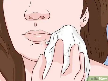 Image intitulée Clean a Body Piercing Step 5