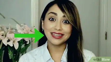 Image intitulée Brush Your Teeth With Braces On Step 6