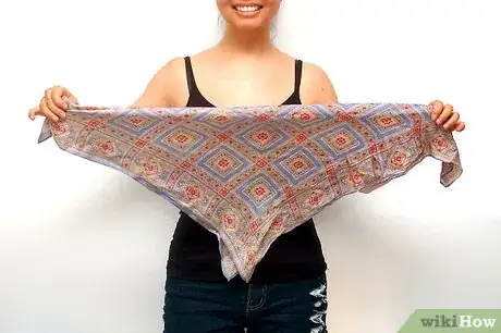 Image intitulée Wear a Square Scarf Step 5