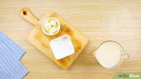 Image intitulée Make Bechamel Sauce Step 1