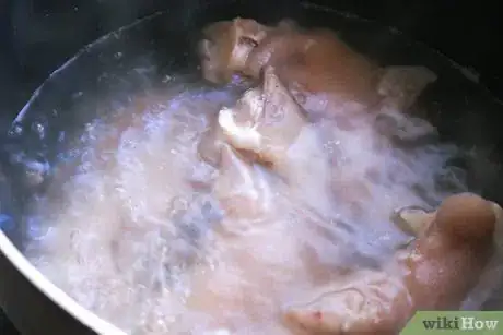 Image intitulée Cook Pig Feet Step 17