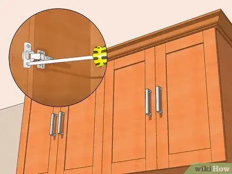 Image intitulée Paint Oak Cabinets Step 14