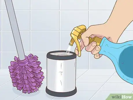 Image intitulée Keep Toilet Bowl Clean Step 12