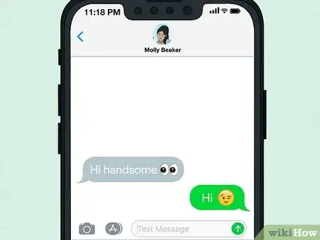 Image intitulée Respond to the Eye Emoji Step 6