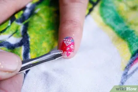 Image intitulée Decorate Your Nails Step 16