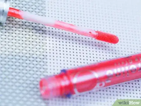 Image intitulée Start a Makeup Collection Step 17