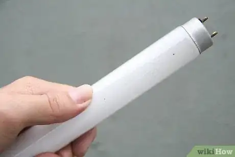 Image intitulée Replace the Ballast in a Fluorescent Lighting Fixture Step 1