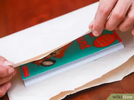 Image intitulée Cover a Textbook Step 10
