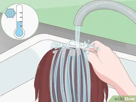 Image intitulée Keep Synthetic Hair Soft Step 5