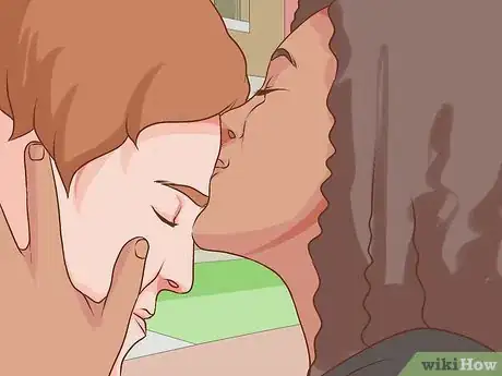 Image intitulée Spice up Kissing Step 2