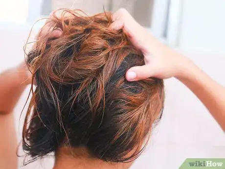 Image intitulée Lighten Hair at Home Step 4