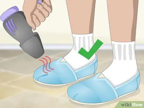 Image intitulée Stretch Canvas Shoes Step 2