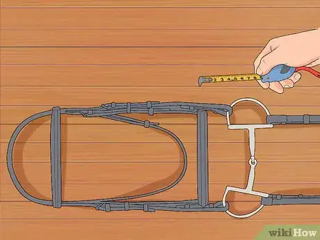 Image intitulée Bridle a Horse Step 1