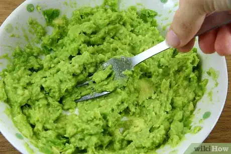 Image intitulée Make a Homemade (Natural) Protein Hair Mask Step 4