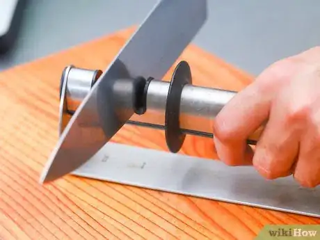 Image intitulée Bone a Chicken Step 1