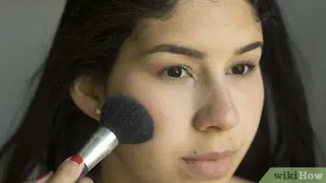Image intitulée Apply Smokey Eyeshadow Step 15
