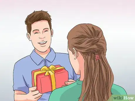 Image intitulée Buy a Christmas Present for Your Female Crush Step 9