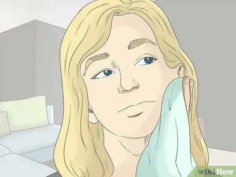 Image intitulée Brighten Your Skin Step 13