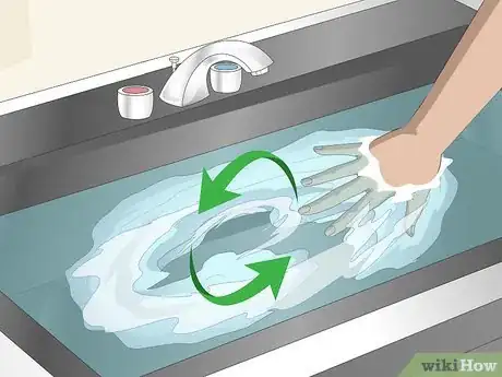 Image intitulée Remove Sweat Stains from Sheets Step 4