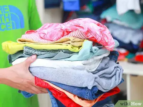 Image intitulée Remove Body Odor from Clothes Step 1