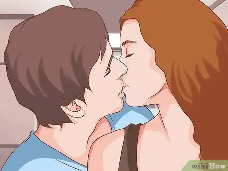 Image intitulée Spice up Kissing Step 3