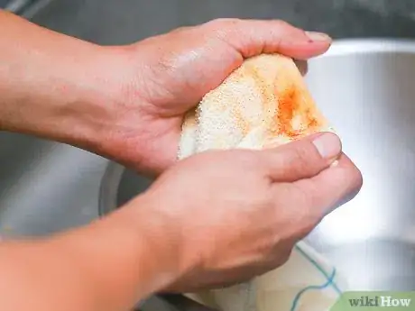 Image intitulée Get Blood out of Cotton Step 15