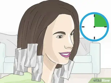 Image intitulée Do Ombre (Dip Dye) Hair at Home Step 15