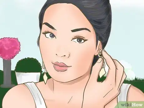 Image intitulée Make a Round Face Appear Thinner Step 8