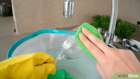 Image intitulée Clean Crystal Step 16