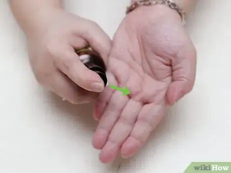 Image intitulée Keep Your Hair Healthy when You Straighten It Every Day Step 5