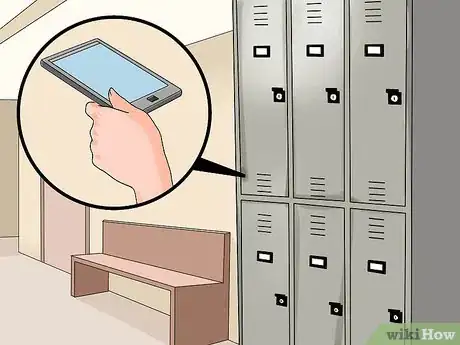Image intitulée Deal With Teachers That Take Your Personal Items Away Step 11