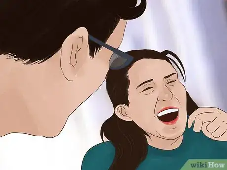 Image intitulée Change Your Laugh Step 4