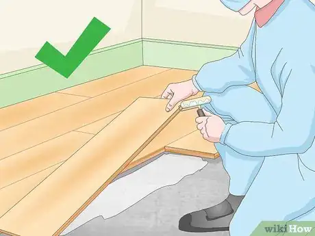 Image intitulée Close Gaps in Laminate Flooring Step 13