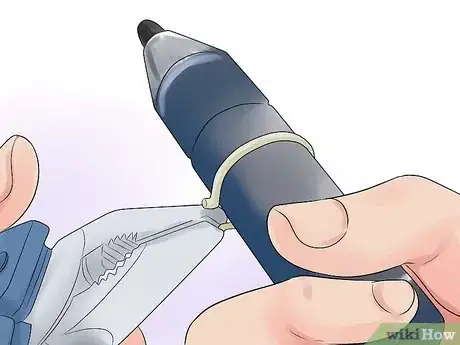Image intitulée Make Fake Snake Bites Step 5