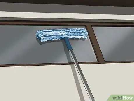 Image intitulée Wash High Windows Step 14